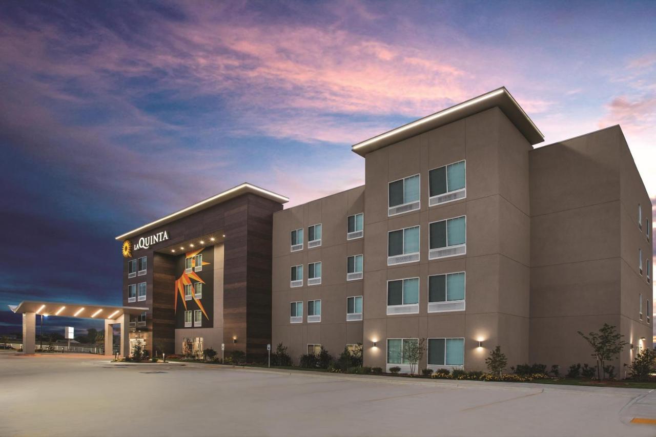 La Quinta Inn & Suites By Wyndham Lewisville Exteriér fotografie